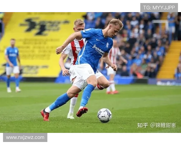 以比分为核心解析:足球比赛中的胜负关键与战术布局 以比分为核心解析:足球比赛中的胜负关键与战术布局